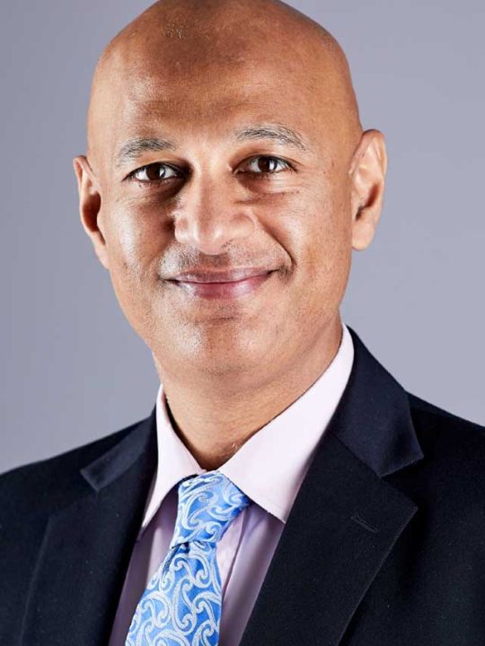 Dr Dinesh Maini, MBCAM, BACD, BMLA