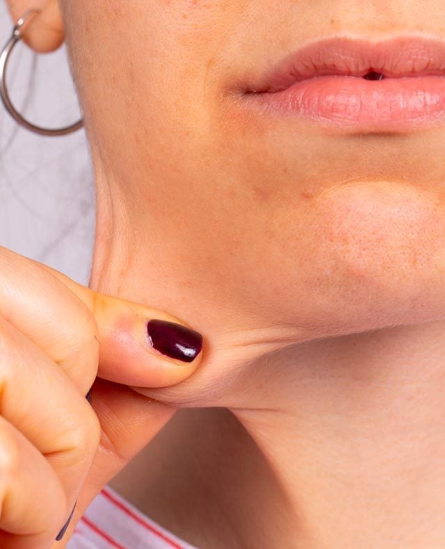 How to Tighten Loose Skin on Neck