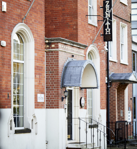 HiFu vs Facelift: Which Skin-Tightening Option Is Right for You? 2 HiFu vs Facelift: Which Skin-Tightening  Option Is Right for You?